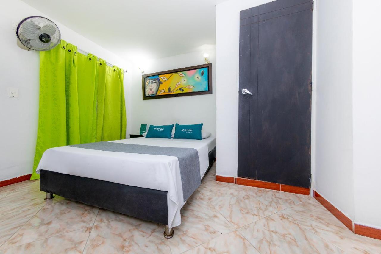 Ayenda Florida Nueva Hotell Medellín Eksteriør bilde